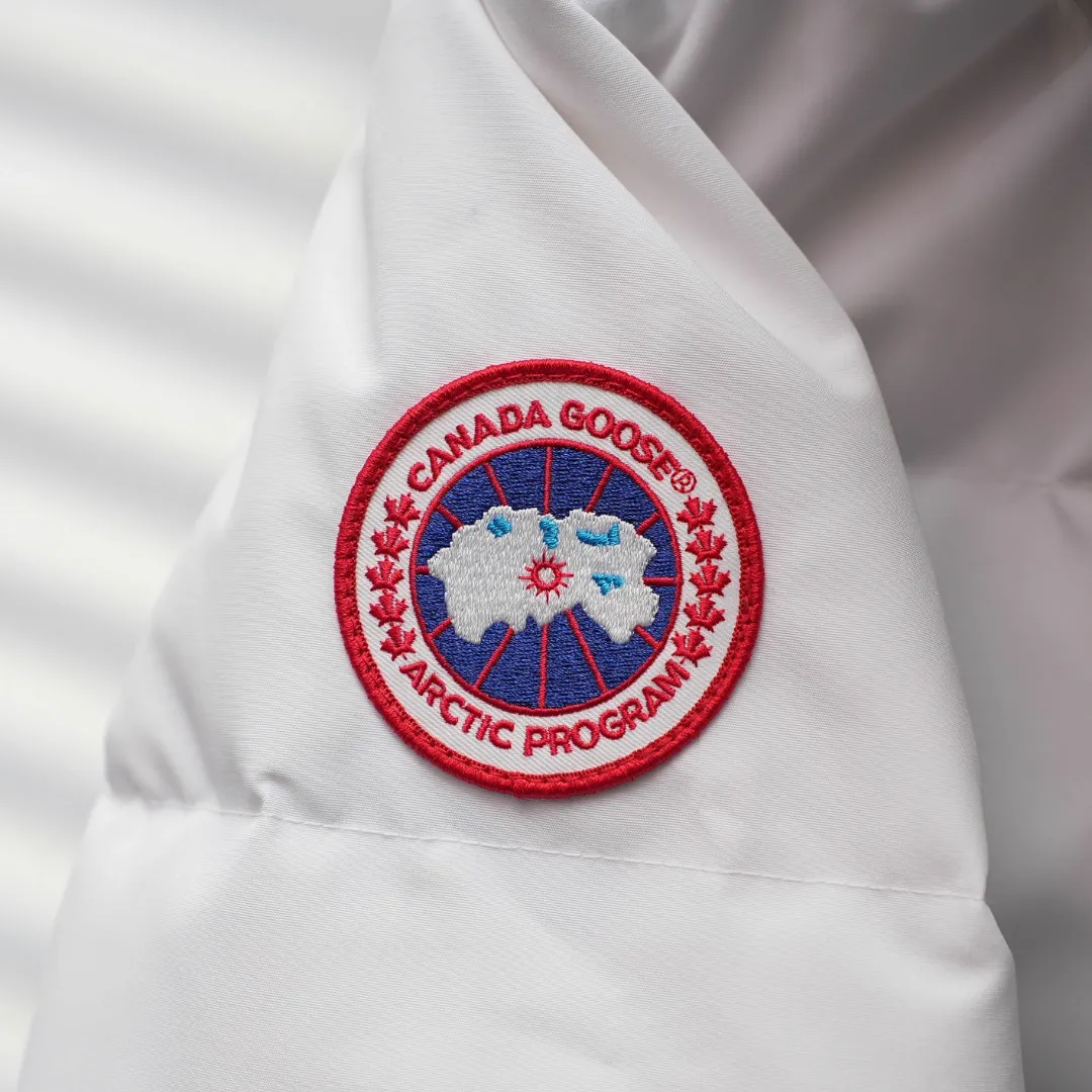 CANADA GOOSE 04 ： Size：XS-XXL